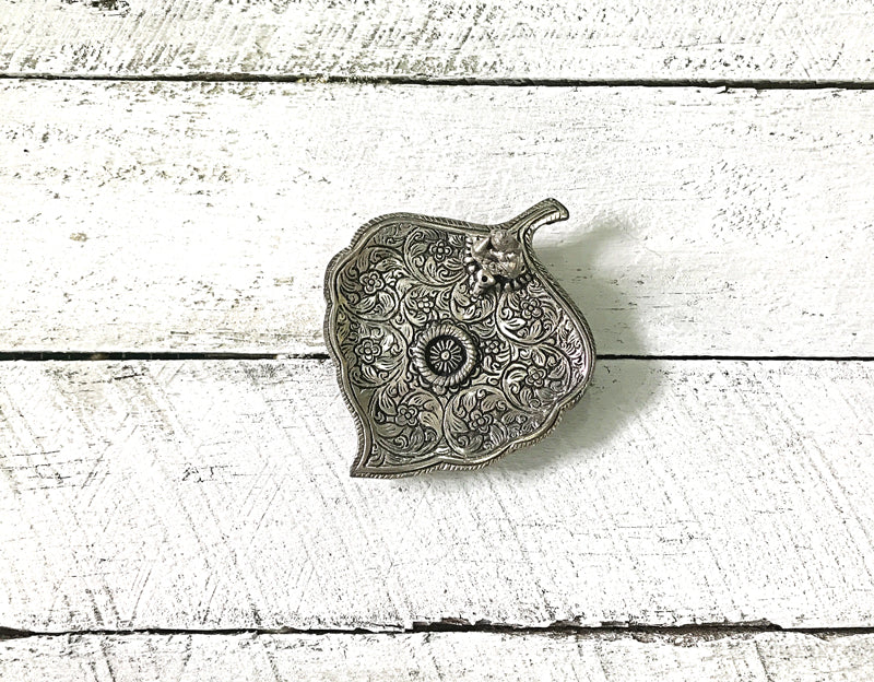 Incense Burner – Buddah on leaf